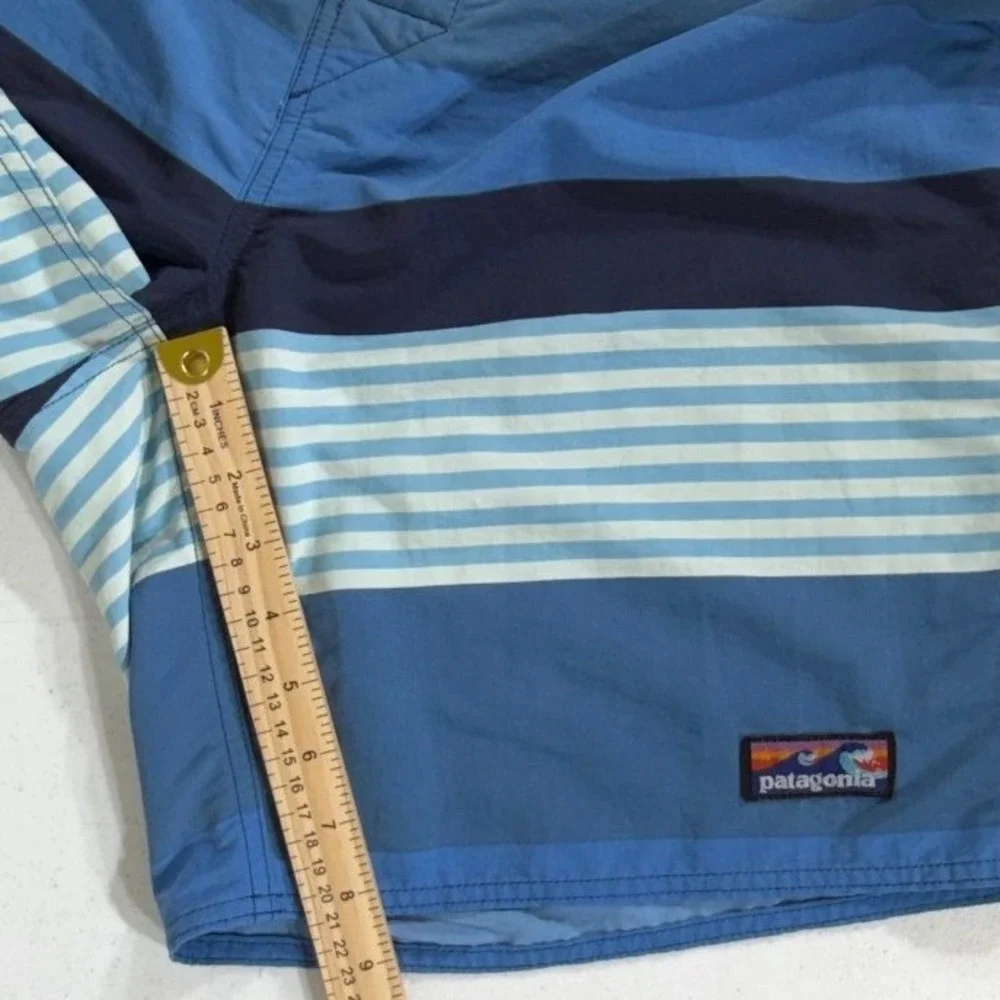 Patagonia Board Shorts 35 Blue Striped Wavefarer Mens Swim Trunks‎ READ